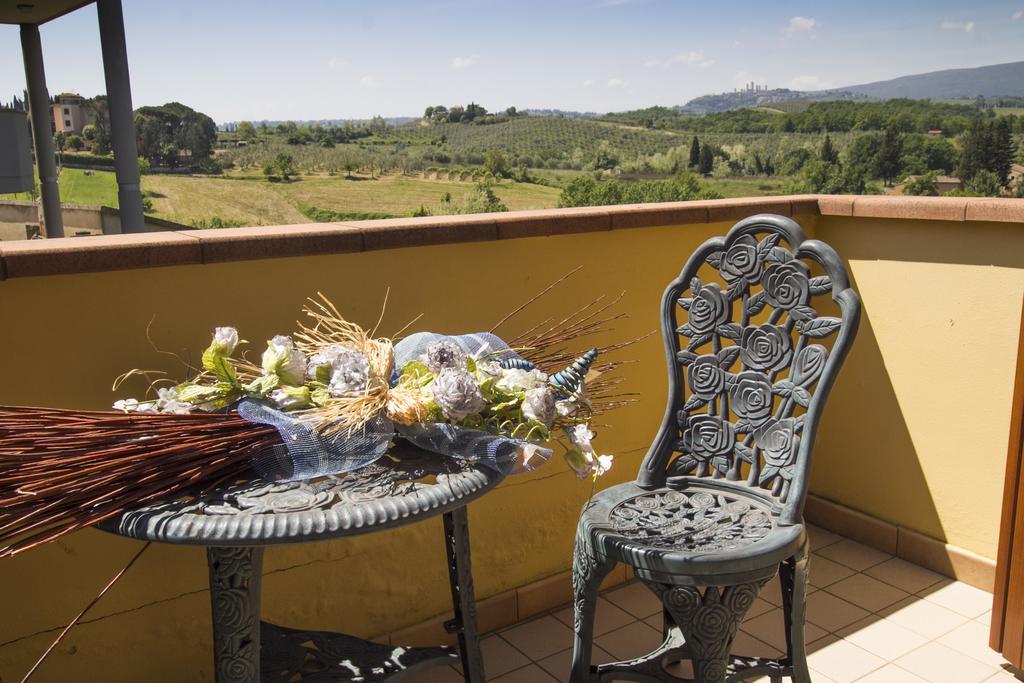 Villa Fattoria Antonella San Gimignano Exterior foto